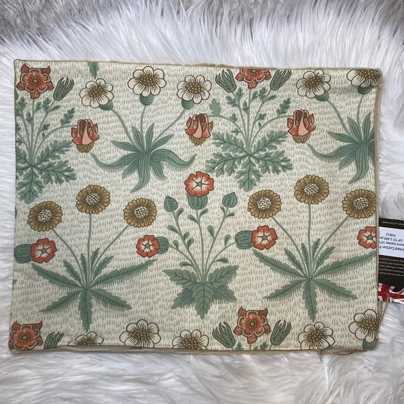 NWT Hines of Oxford Tapestry Morris Daisies Pillow Cover Loom-Woven England New - Picture 1 of 9